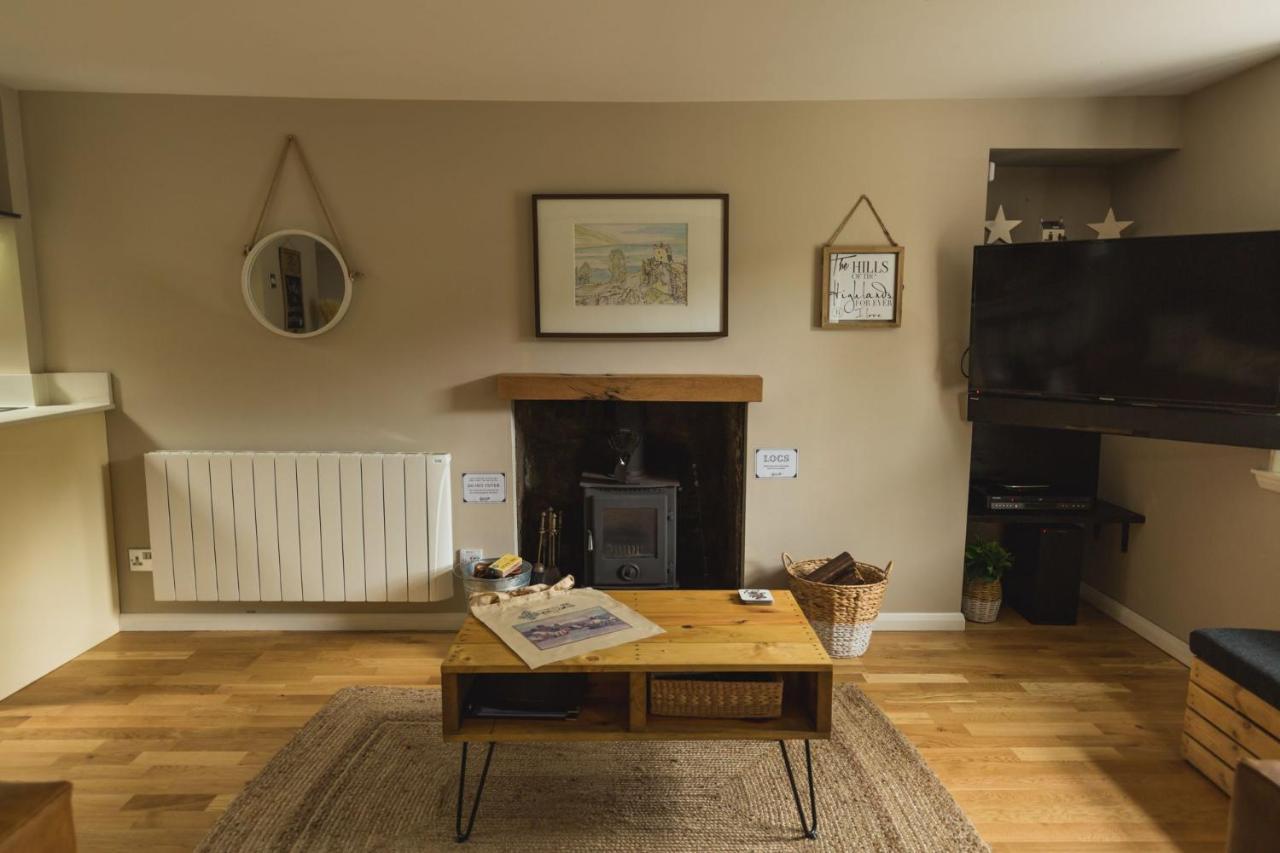 Crossroads Cottage Дръмнадрочит Екстериор снимка