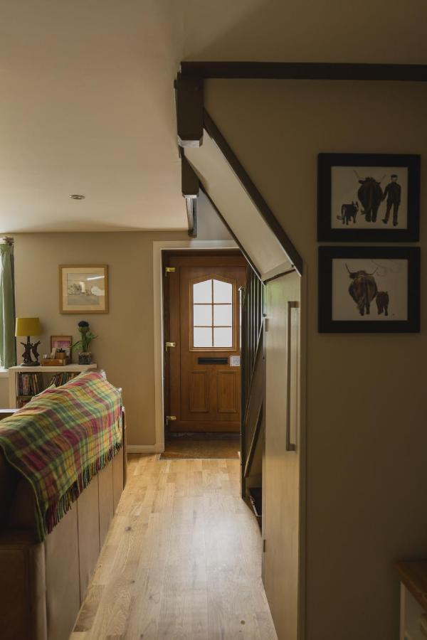 Crossroads Cottage Дръмнадрочит Екстериор снимка